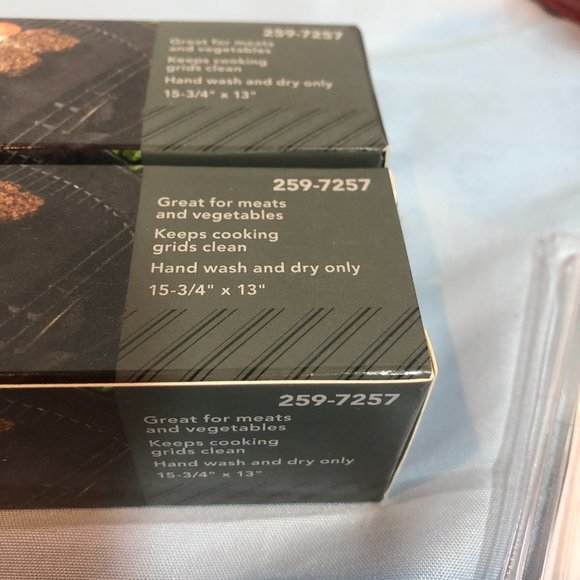 NEW LOT of 2 Backyard Creations Black Grill Mats 15 3/4" x 13" Ea #MND - Picture 2 of 4